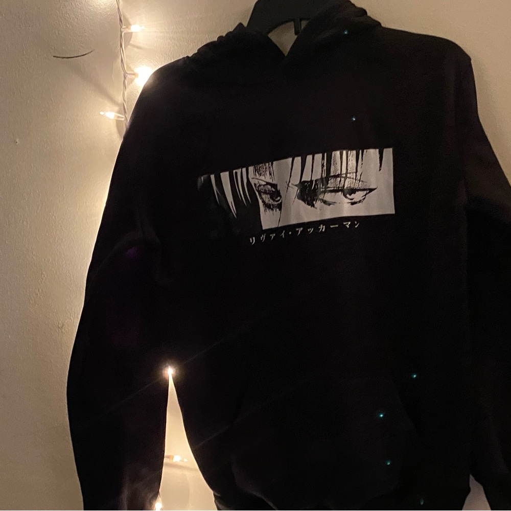 ANIME hoodie good quality never been worn!!